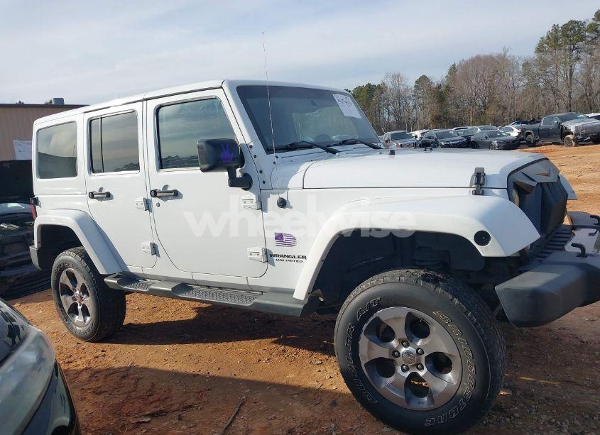 Photo 13 of 2014 Jeep Wrangler UNLIMITED ALTITUDE (VIN 1C4BJWEG7EL253899)