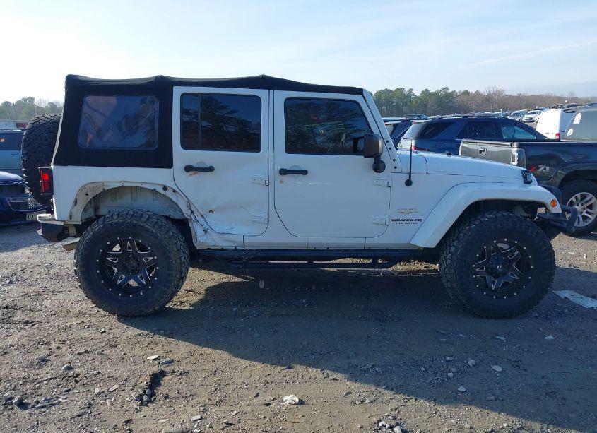 Photo 13 of 2015 Jeep Wrangler UNLIMITED SAHARA (VIN 1C4BJWEG7FL614596)