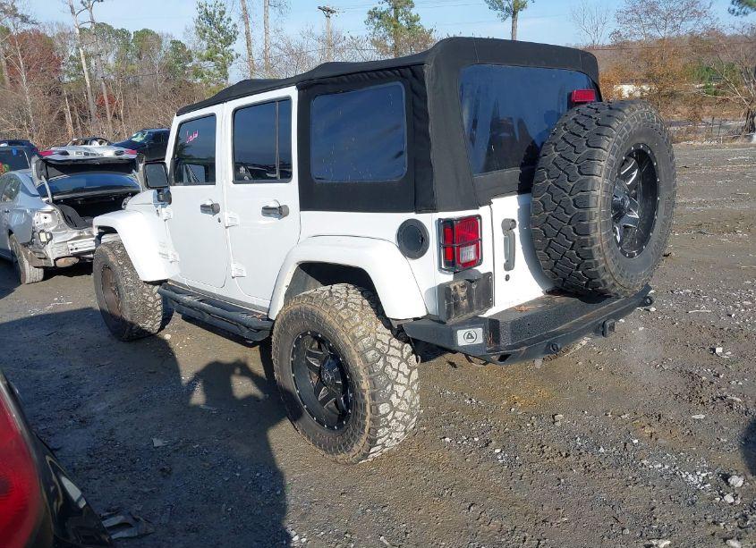 Photo 3 of 2015 Jeep Wrangler UNLIMITED SAHARA (VIN 1C4BJWEG7FL614596)