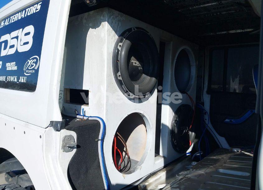 Photo 12 of 2016 Jeep Wrangler UNLIMITED 75TH ANNIVERSARY (VIN 1C4BJWEG7GL252769)