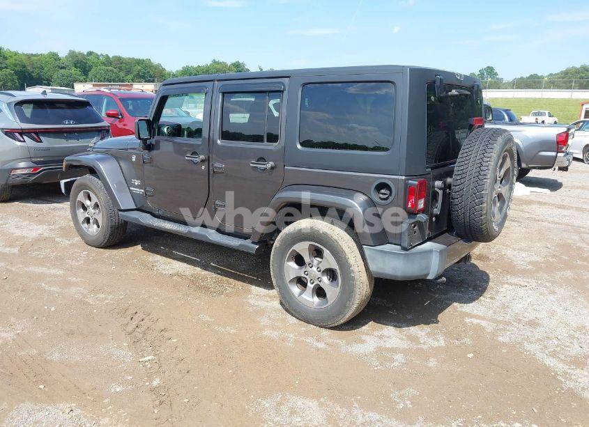 Photo 3 of 2016 Jeep Wrangler UNLIMITED SAHARA (VIN 1C4BJWEG7GL340074)
