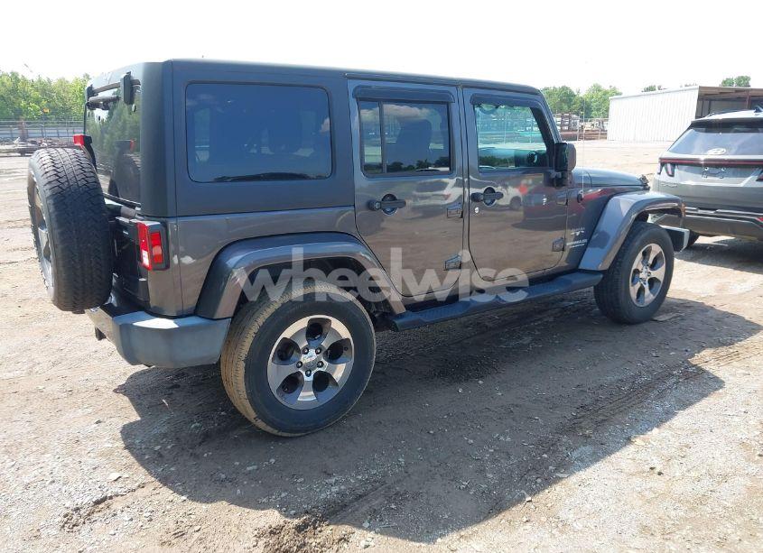 Photo 4 of 2016 Jeep Wrangler UNLIMITED SAHARA (VIN 1C4BJWEG7GL340074)