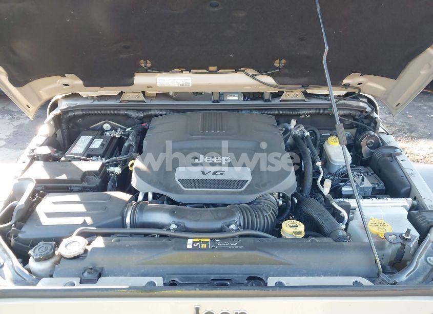 Photo 10 of 2017 Jeep Wrangler UNLIMITED SAHARA 4X4 (VIN 1C4BJWEG7HL664840)