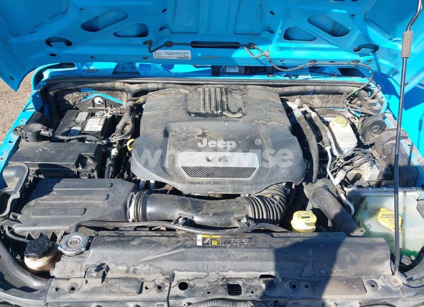 Photo 10 of 2017 Jeep Wrangler UNLIMITED 75TH ANNIVERSARY EDITION 4X4/CHIEF EDITION 4X4/SAHARA 4X4/SMOKY MOUNTAIN 4X4/WINTER 4X4 (VIN 1C4BJWEG7HL697322)