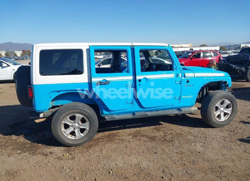 Photo 14 of 2017 Jeep Wrangler UNLIMITED 75TH ANNIVERSARY EDITION 4X4/CHIEF EDITION 4X4/SAHARA 4X4/SMOKY MOUNTAIN 4X4/WINTER 4X4 (VIN 1C4BJWEG7HL697322)