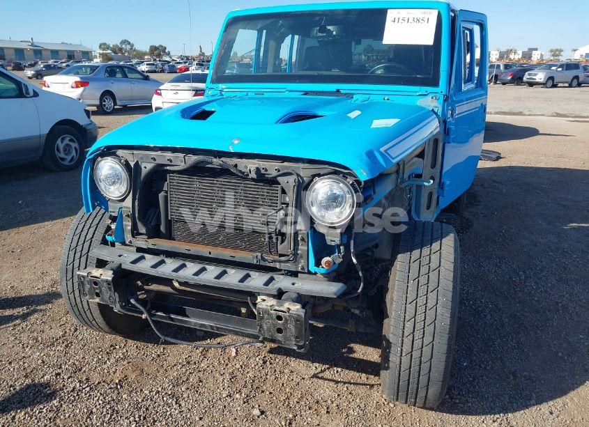 Photo 6 of 2017 Jeep Wrangler UNLIMITED 75TH ANNIVERSARY EDITION 4X4/CHIEF EDITION 4X4/SAHARA 4X4/SMOKY MOUNTAIN 4X4/WINTER 4X4 (VIN 1C4BJWEG7HL697322)