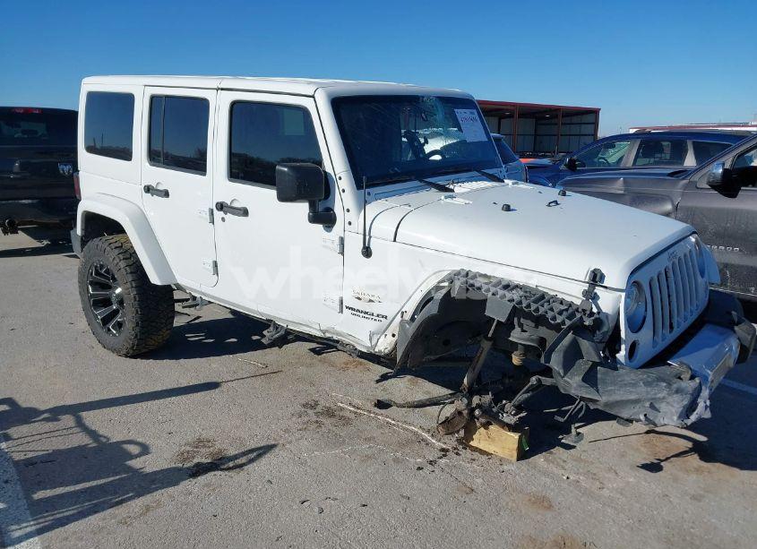 2017 Jeep Wrangler UNLIMITED SAHARA (VIN 1C4BJWEG7HL737155) main photo