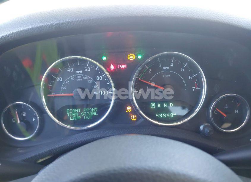 Photo 7 of 2017 Jeep Wrangler UNLIMITED SAHARA (VIN 1C4BJWEG7HL737155)