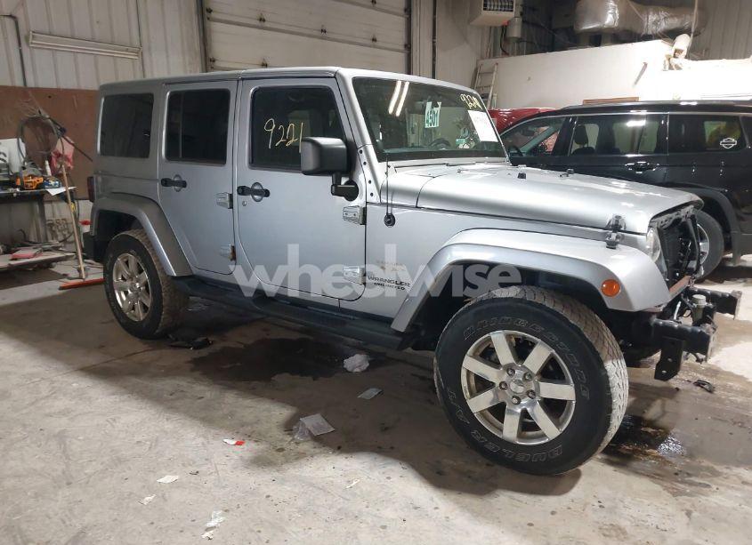 2013 Jeep Wrangler UNLIMITED SAHARA (VIN 1C4BJWEG8DL597126) main photo
