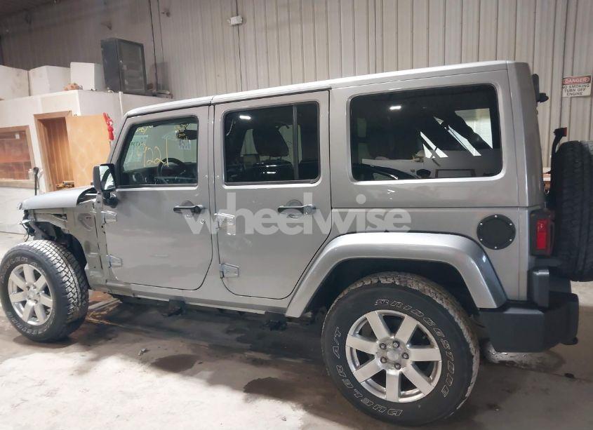 Photo 15 of 2013 Jeep Wrangler UNLIMITED SAHARA (VIN 1C4BJWEG8DL597126)