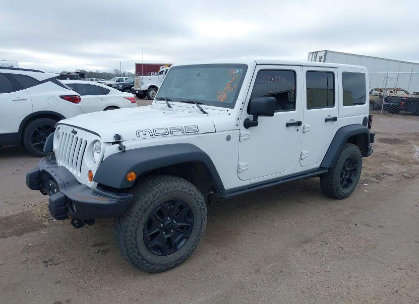 Photo 2 of 2013 Jeep Wrangler UNLIMITED MOAB (VIN 1C4BJWEG8DL602339)