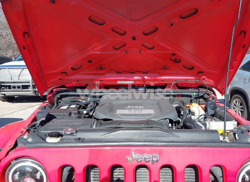 Photo 10 of 2013 Jeep Wrangler UNLIMITED SAHARA (VIN 1C4BJWEG8DL629640)