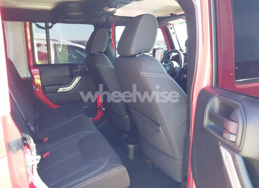 Photo 8 of 2013 Jeep Wrangler UNLIMITED SAHARA (VIN 1C4BJWEG8DL629640)