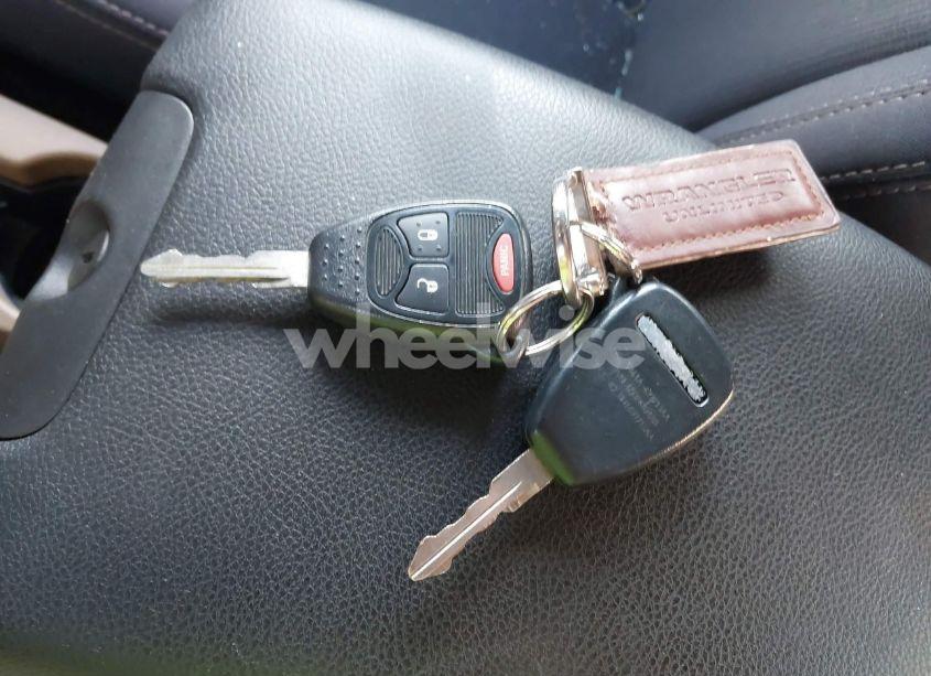 Photo 11 of 2013 Jeep Wrangler UNLIMITED SAHARA (VIN 1C4BJWEG8DL638676)