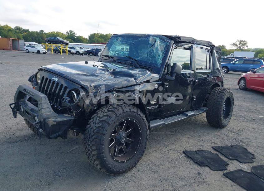 Photo 2 of 2013 Jeep Wrangler UNLIMITED SAHARA (VIN 1C4BJWEG8DL638676)