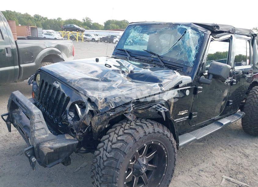 Photo 6 of 2013 Jeep Wrangler UNLIMITED SAHARA (VIN 1C4BJWEG8DL638676)