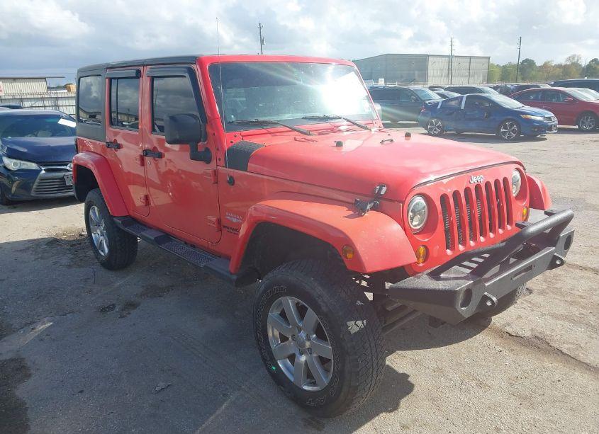 2013 Jeep Wrangler UNLIMITED SAHARA (VIN 1C4BJWEG8DL663559) main photo
