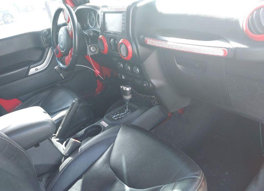 Photo 5 of 2013 Jeep Wrangler UNLIMITED SAHARA (VIN 1C4BJWEG8DL663559)