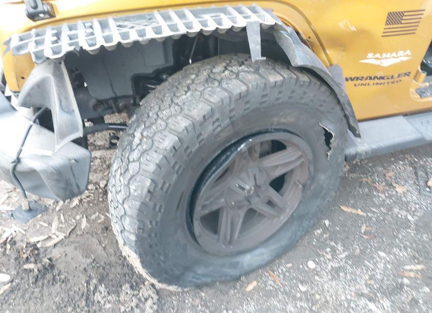 Photo 6 of 2014 Jeep Wrangler UNLIMITED SAHARA (VIN 1C4BJWEG8EL229840)