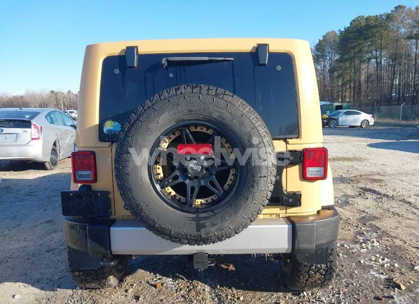 Photo 15 of 2014 Jeep Wrangler UNLIMITED SAHARA (VIN 1C4BJWEG8EL236674)
