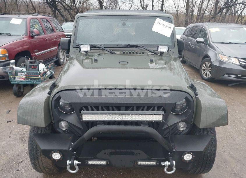 Photo 12 of 2015 Jeep Wrangler UNLIMITED SAHARA (VIN 1C4BJWEG8FL685368)