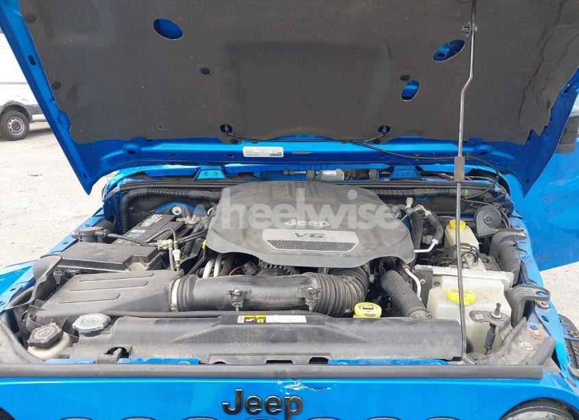 Photo 10 of 2015 Jeep Wrangler UNLIMITED ALTITUDE (VIN 1C4BJWEG8FL762479)