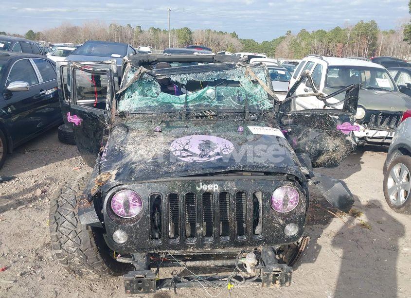 Photo 13 of 2016 Jeep Wrangler UNLIMITED SAHARA (VIN 1C4BJWEG8GL111824)