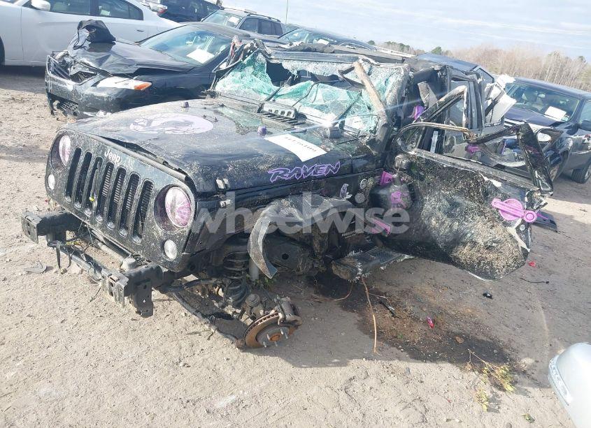 Photo 2 of 2016 Jeep Wrangler UNLIMITED SAHARA (VIN 1C4BJWEG8GL111824)