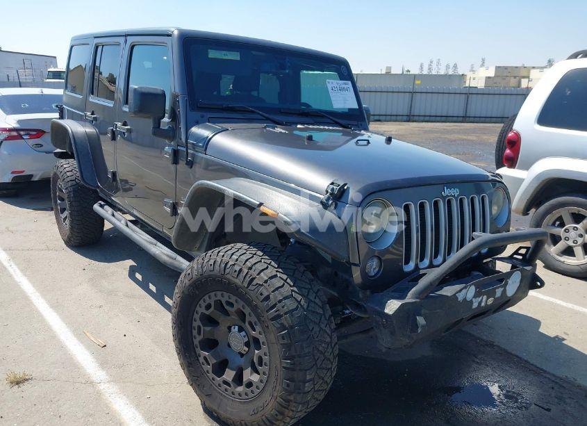 2016 Jeep Wrangler UNLIMITED SAHARA (VIN 1C4BJWEG8GL217545) main photo