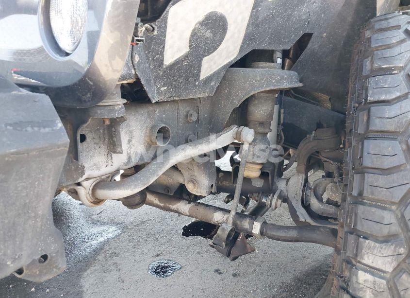 Photo 18 of 2016 Jeep Wrangler UNLIMITED SAHARA (VIN 1C4BJWEG8GL217545)