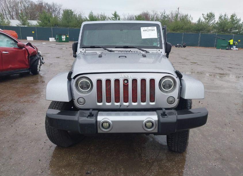 Photo 12 of 2016 Jeep Wrangler UNLIMITED SAHARA (VIN 1C4BJWEG8GL243627)