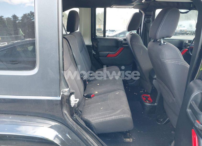 Photo 8 of 2017 Jeep Wrangler UNLIMITED SAHARA 4X4 (VIN 1C4BJWEG8HL711566)