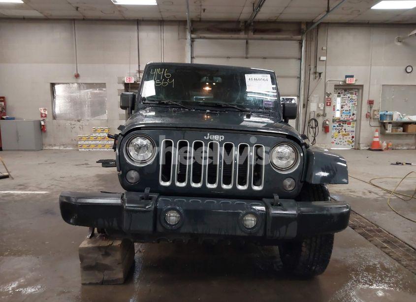 Photo 13 of 2018 Jeep Wrangler JK UNLIMITED SAHARA 4X4 (VIN 1C4BJWEG8JL809132)