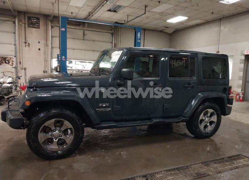 Photo 15 of 2018 Jeep Wrangler JK UNLIMITED SAHARA 4X4 (VIN 1C4BJWEG8JL809132)