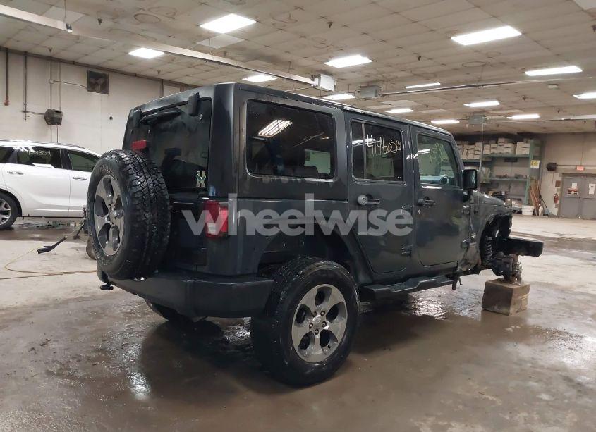 Photo 4 of 2018 Jeep Wrangler JK UNLIMITED SAHARA 4X4 (VIN 1C4BJWEG8JL809132)