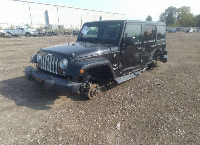 Photo 2 of 2018 Jeep Wrangler JK UNLIMITED SAHARA (VIN 1C4BJWEG8JL913796)