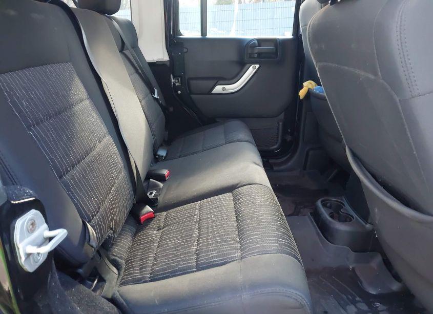 Photo 8 of 2012 Jeep Wrangler UNLIMITED SAHARA (VIN 1C4BJWEG9CL107985)