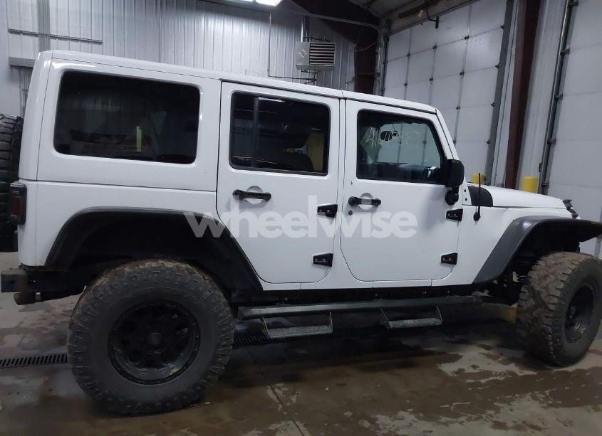 Photo 13 of 2012 Jeep Wrangler UNLIMITED SAHARA (VIN 1C4BJWEG9CL160525)