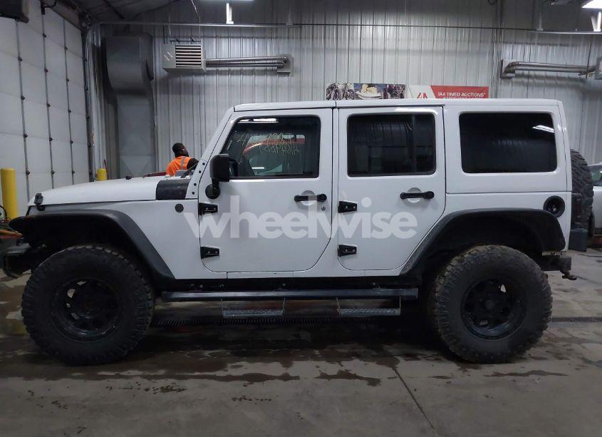 Photo 14 of 2012 Jeep Wrangler UNLIMITED SAHARA (VIN 1C4BJWEG9CL160525)