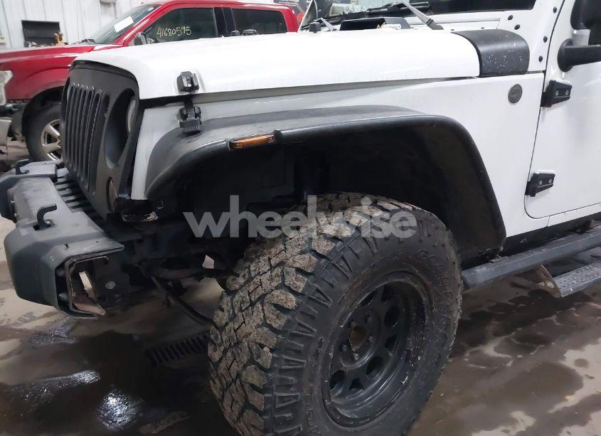 Photo 6 of 2012 Jeep Wrangler UNLIMITED SAHARA (VIN 1C4BJWEG9CL160525)