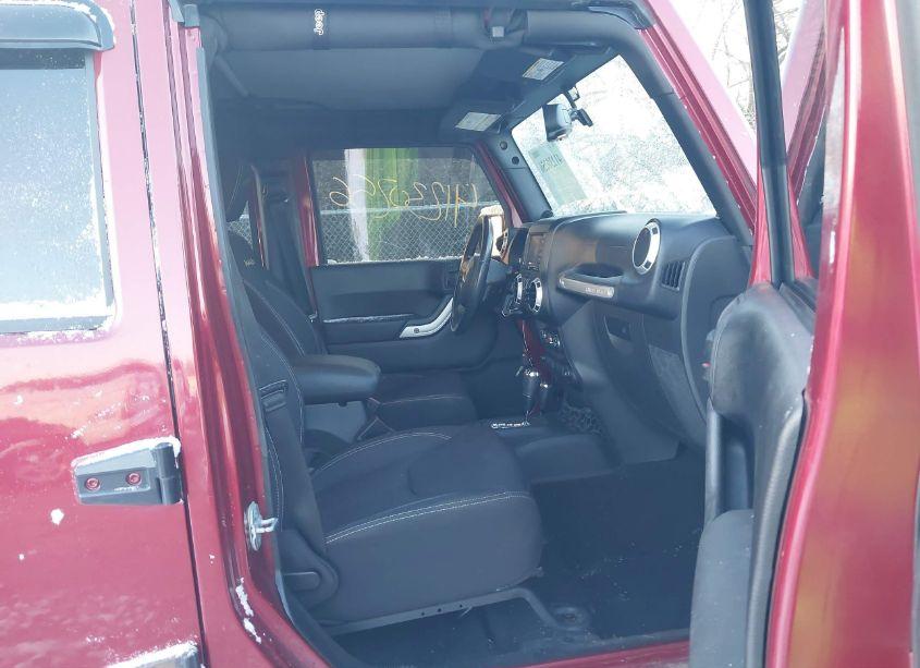 Photo 5 of 2013 Jeep Wrangler UNLIMITED SAHARA (VIN 1C4BJWEG9DL513430)