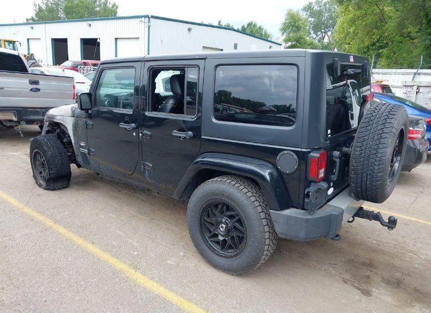 Photo 3 of 2013 Jeep Wrangler UNLIMITED SAHARA (VIN 1C4BJWEG9DL573613)