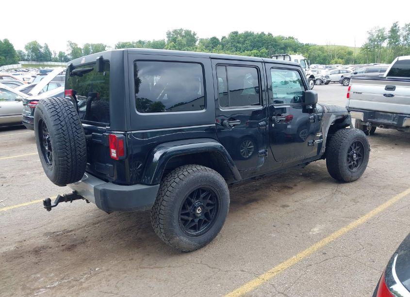 Photo 4 of 2013 Jeep Wrangler UNLIMITED SAHARA (VIN 1C4BJWEG9DL573613)