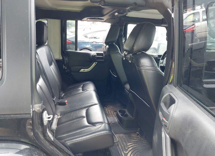 Photo 8 of 2013 Jeep Wrangler UNLIMITED SAHARA (VIN 1C4BJWEG9DL573613)