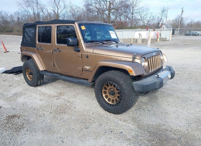 2015 Jeep Wrangler UNLIMITED SAHARA (VIN 1C4BJWEG9FL589152) main photo