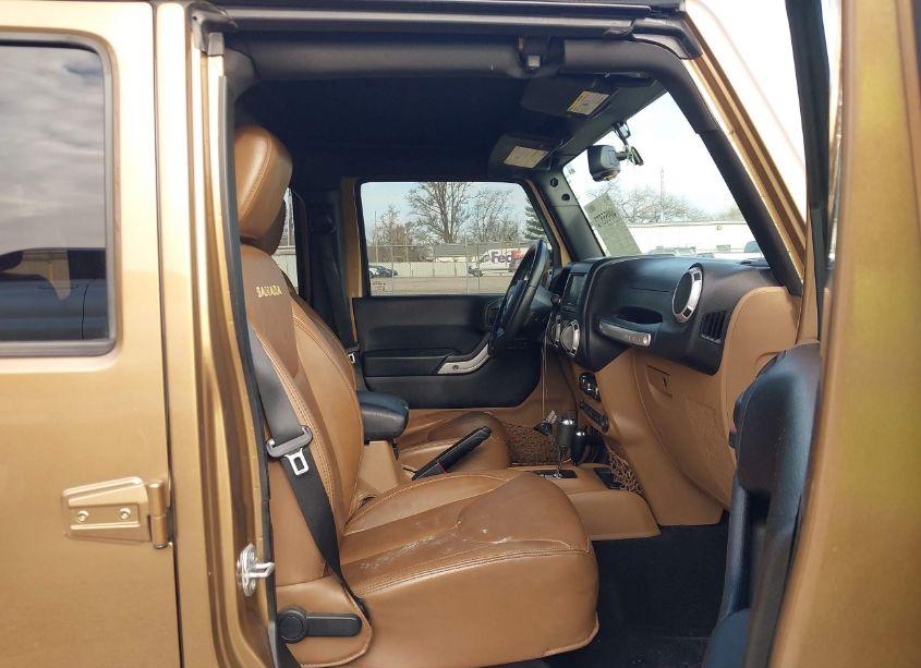 Photo 5 of 2015 Jeep Wrangler UNLIMITED SAHARA (VIN 1C4BJWEG9FL589152)