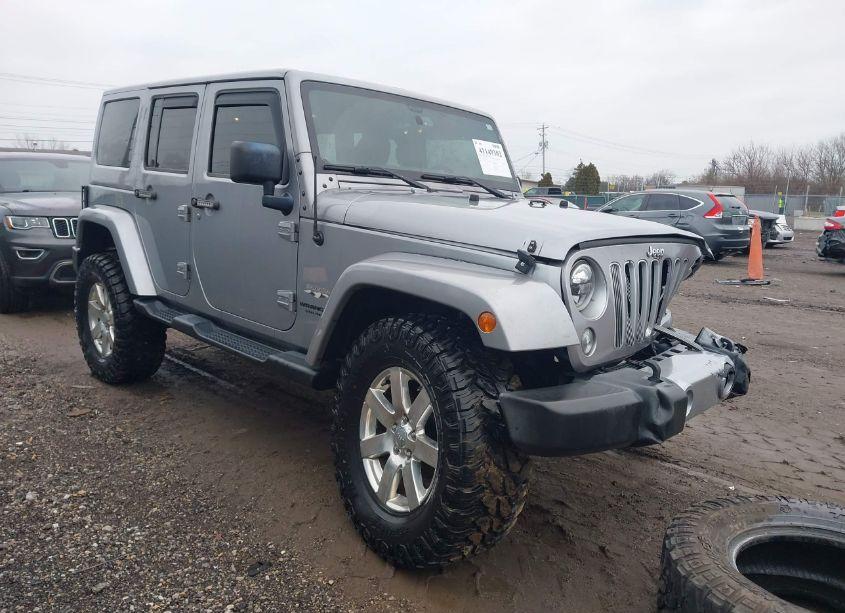 2016 Jeep Wrangler UNLIMITED SAHARA (VIN 1C4BJWEG9GL181574) main photo
