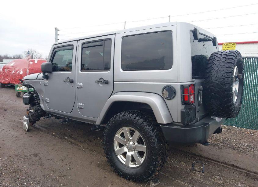 Photo 3 of 2016 Jeep Wrangler UNLIMITED SAHARA (VIN 1C4BJWEG9GL181574)