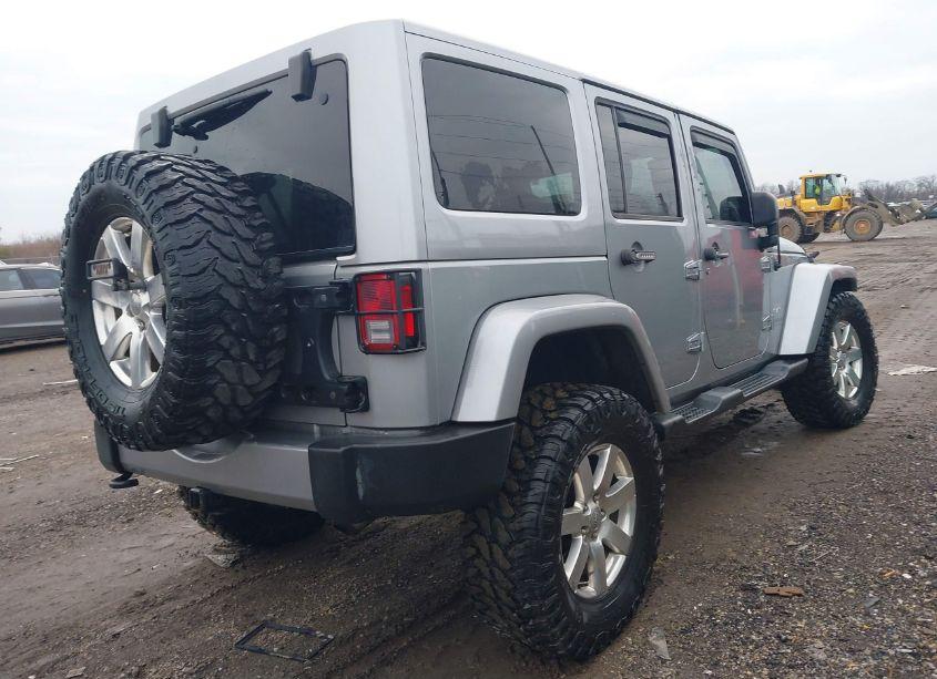 Photo 4 of 2016 Jeep Wrangler UNLIMITED SAHARA (VIN 1C4BJWEG9GL181574)