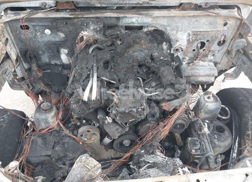 Photo 10 of 2016 Jeep Wrangler UNLIMITED SAHARA (VIN 1C4BJWEG9GL213388)